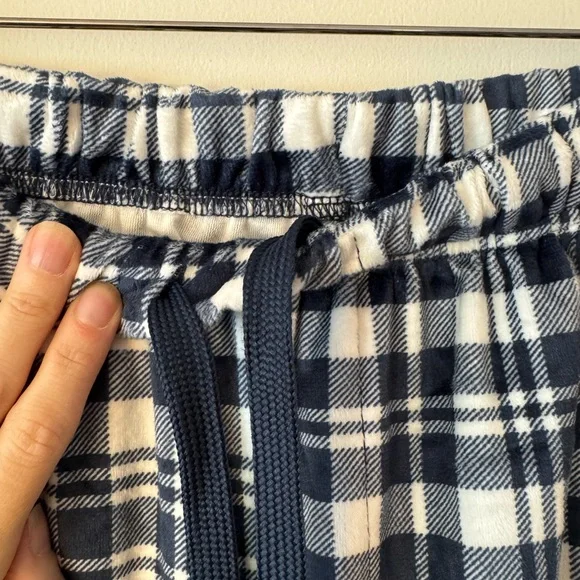 Dockers Plaid Lounge Pants - Picture 3 of 5